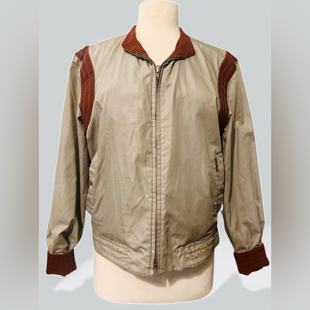 Vintage Jordache Men's Silver and Rust REVERSIBLE Bomber Jacket